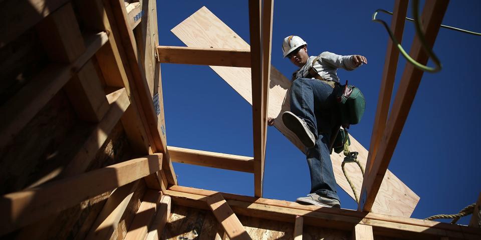 Homebuilder sentiment turns negative for the first time since April as more buyers defer purchases amid high rates